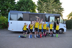 Fussballmannschaft MKS Slawa aus Slawno beim SC Rinteln